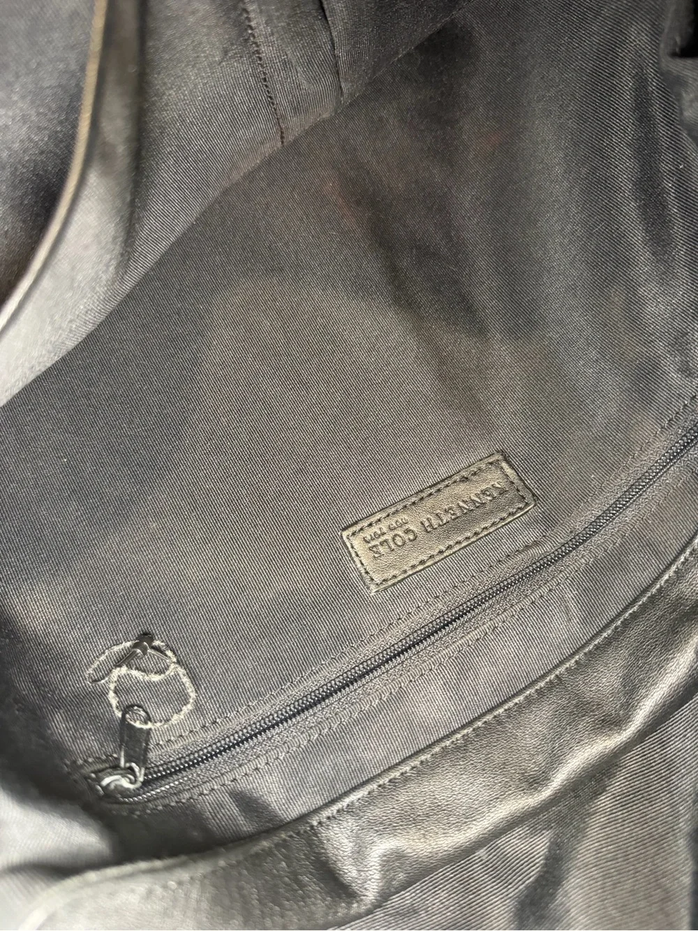 Kenneth Cole Vintage Messenger Leather Shoulder Bag Black Adjustable Strap